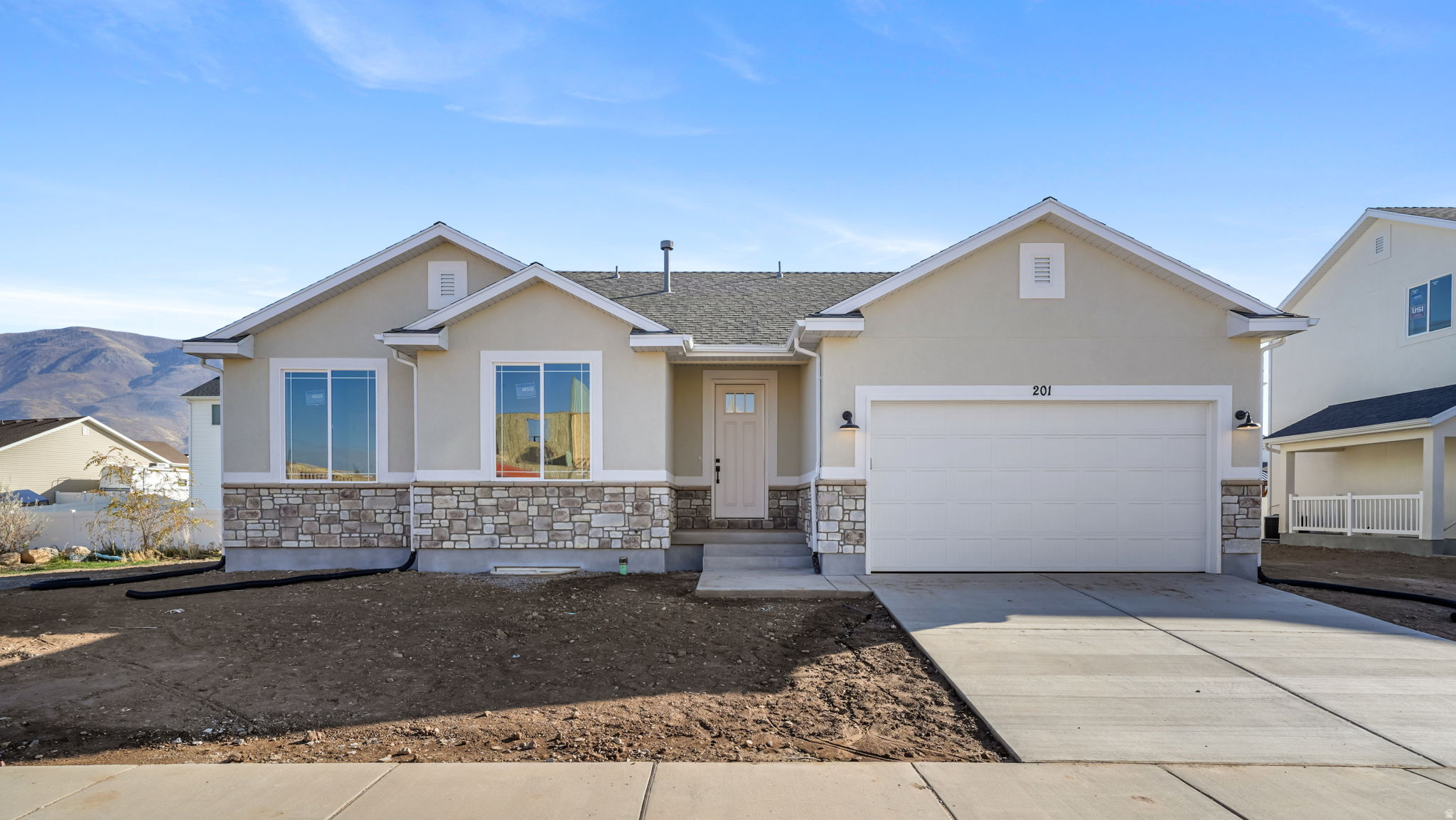 APPLE HOLLOW - Residential