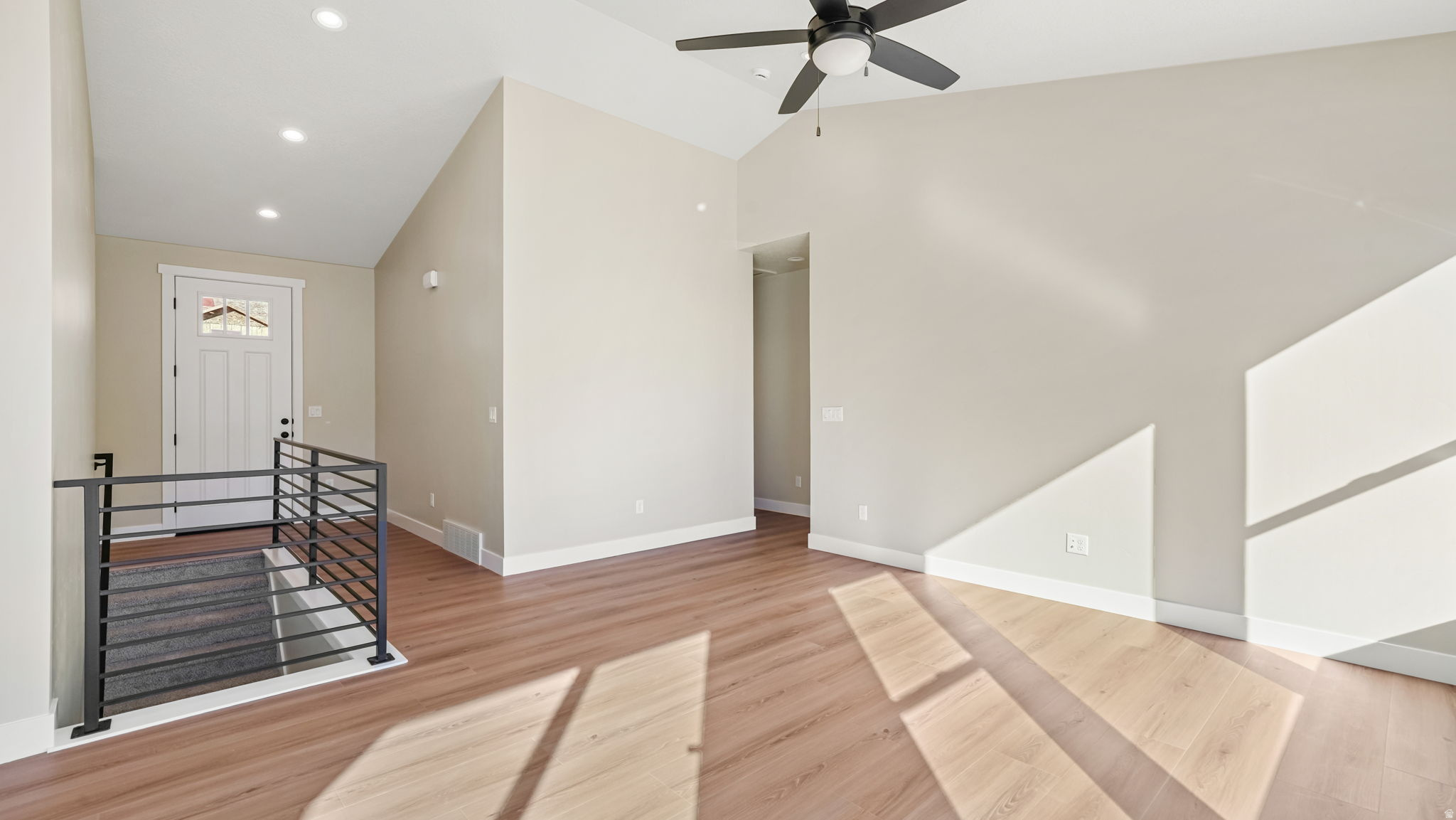 APPLE HOLLOW - Residential