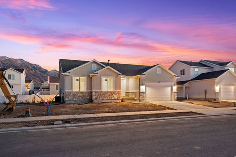 Tiny photo for 201 W 930 N, Santaquin, UT 84655 (MLS # 2124957)