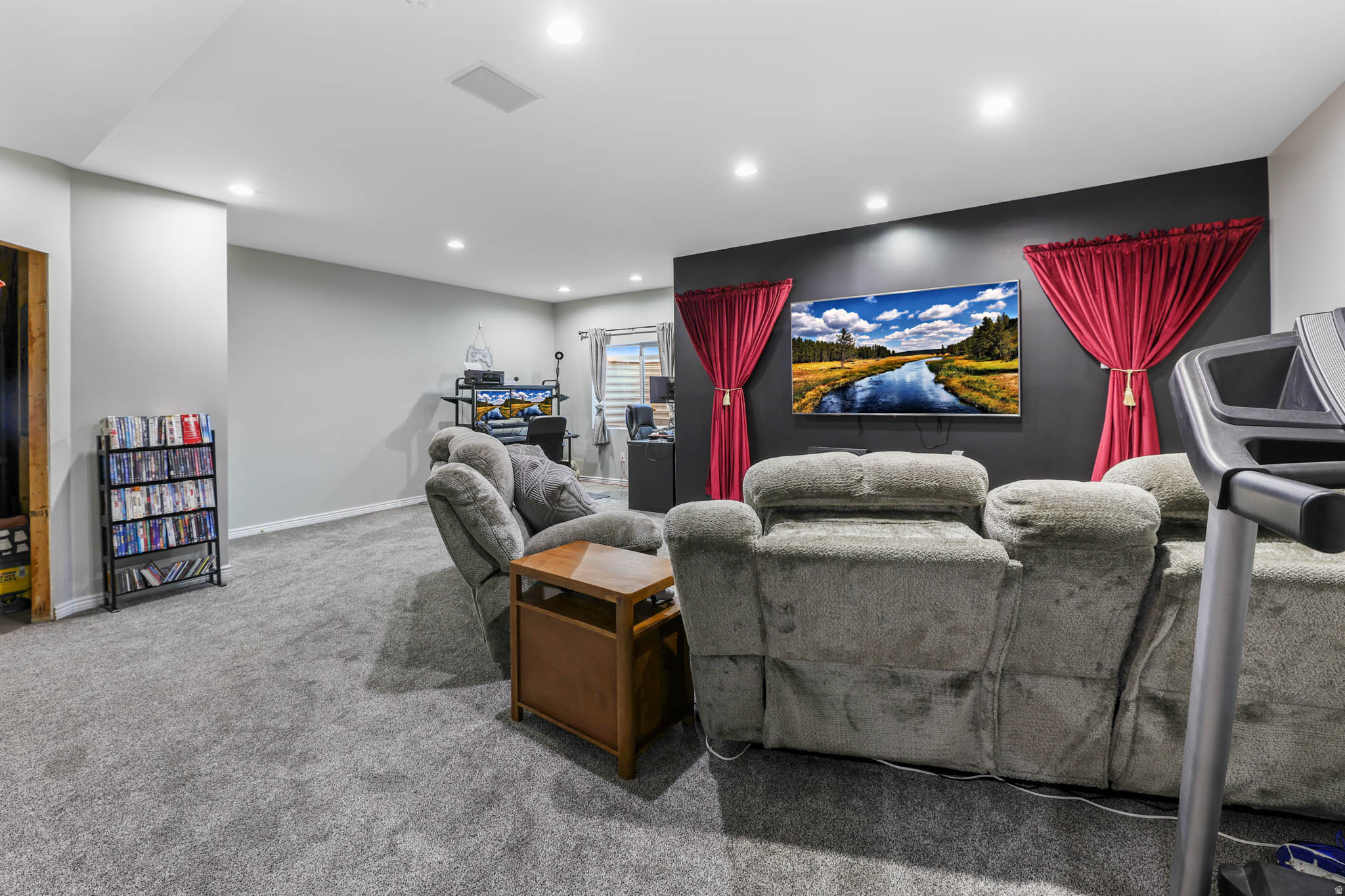 CANYON VILLAGE - Residential