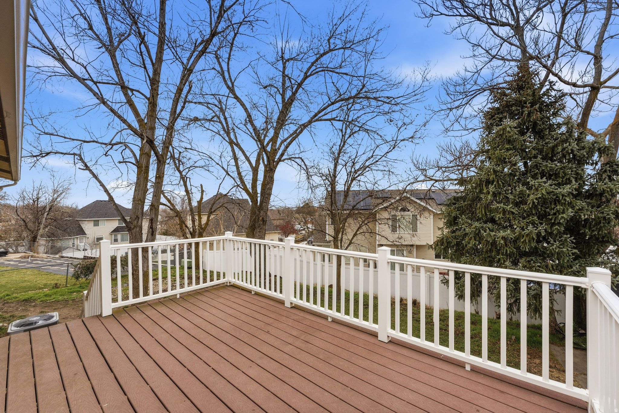 CONTINENTAL ESTATES - Residential