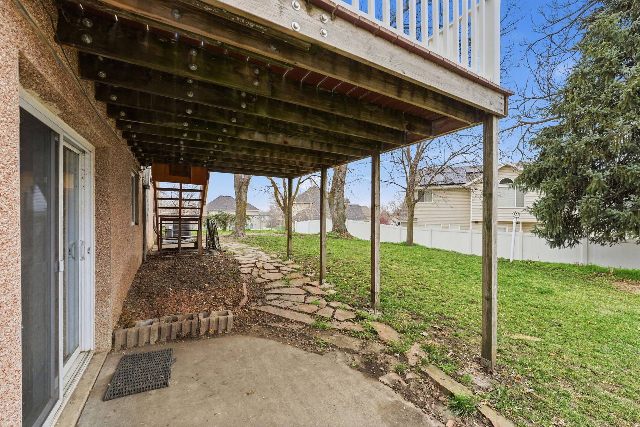 CONTINENTAL ESTATES - Residential