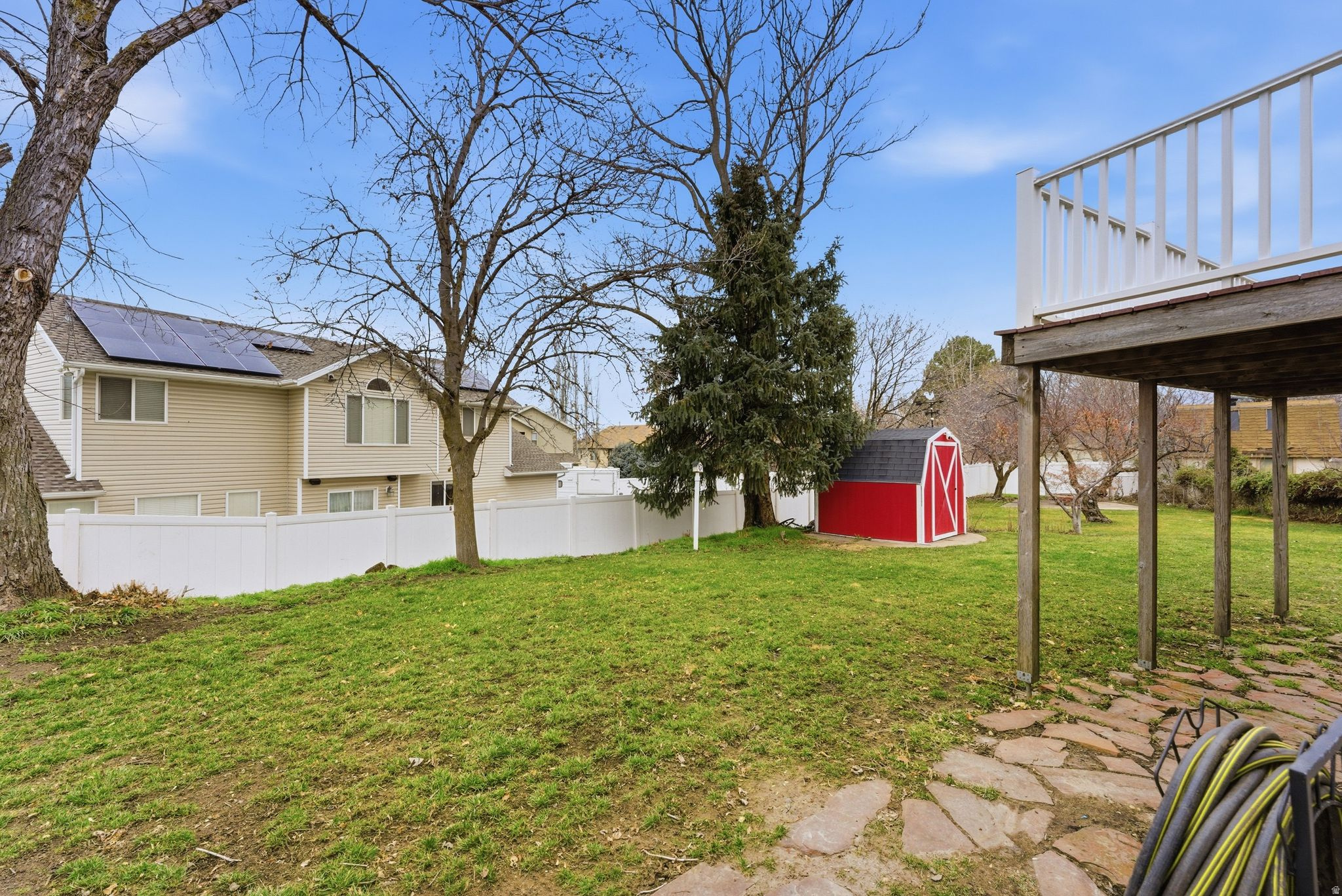 CONTINENTAL ESTATES - Residential