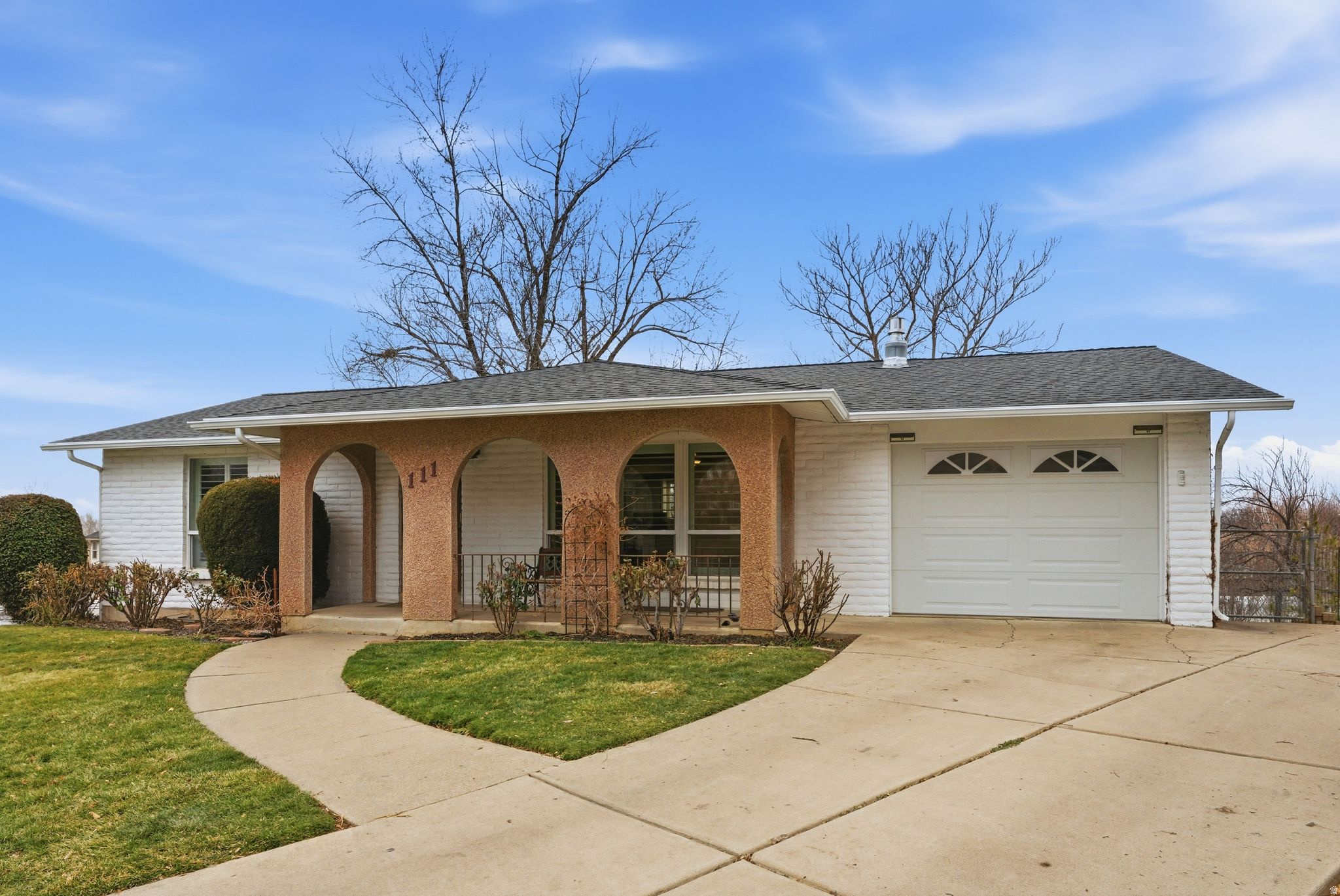 CONTINENTAL ESTATES - Residential