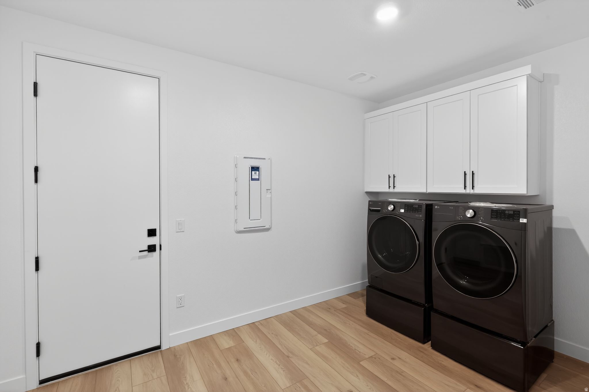 CECITA CREST AT DIVARIO - Residential