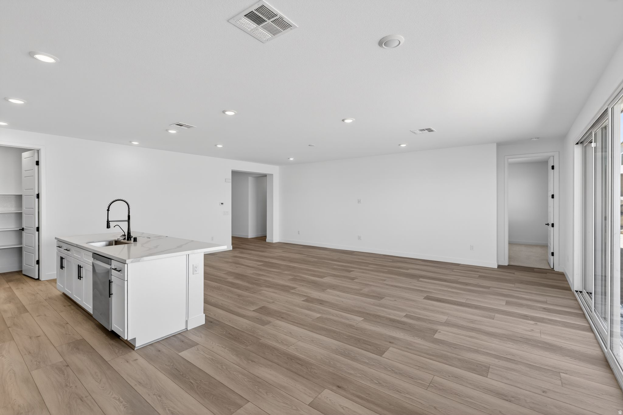 CECITA CREST AT DIVARIO - Residential