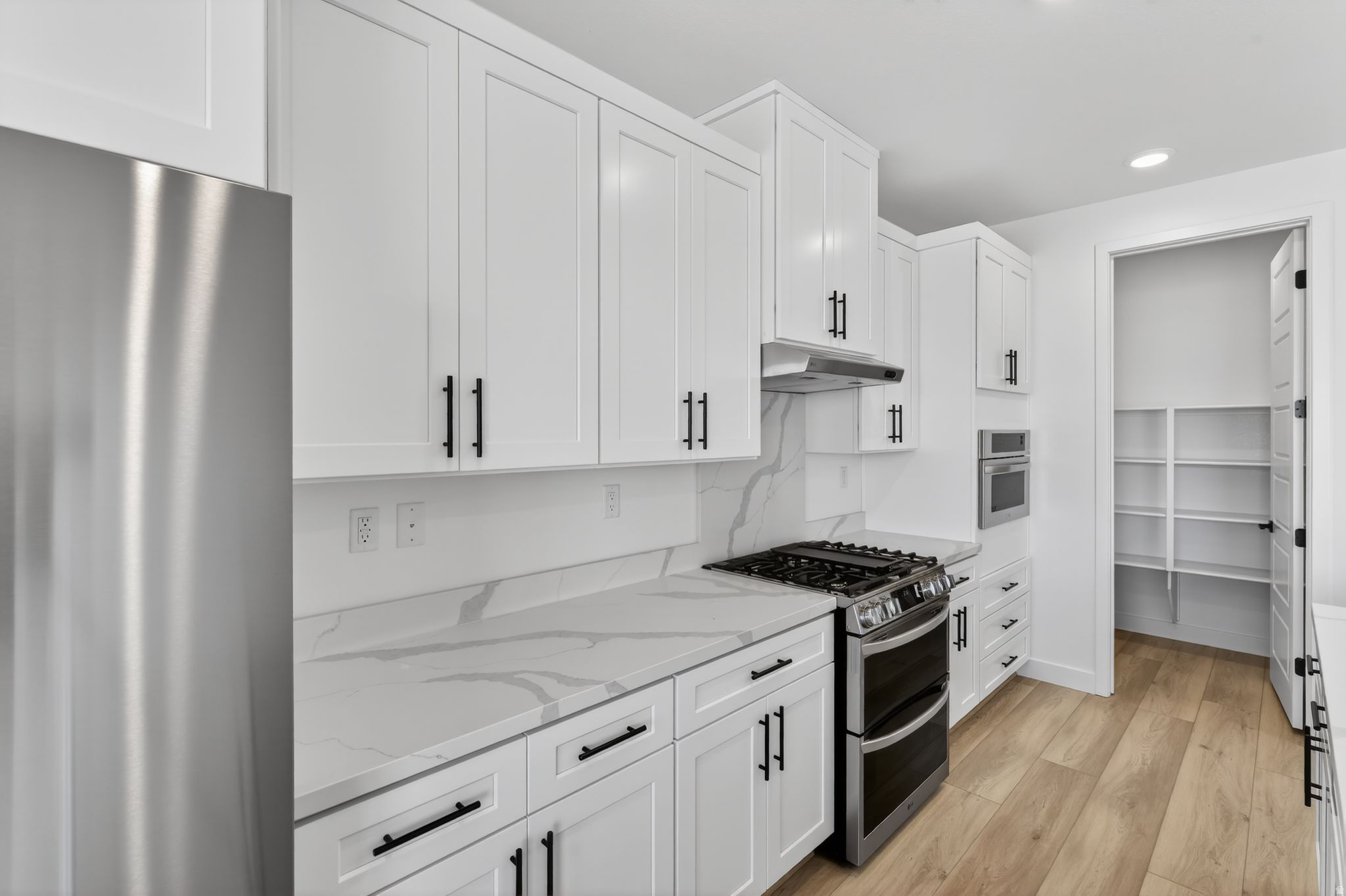 CECITA CREST AT DIVARIO - Residential