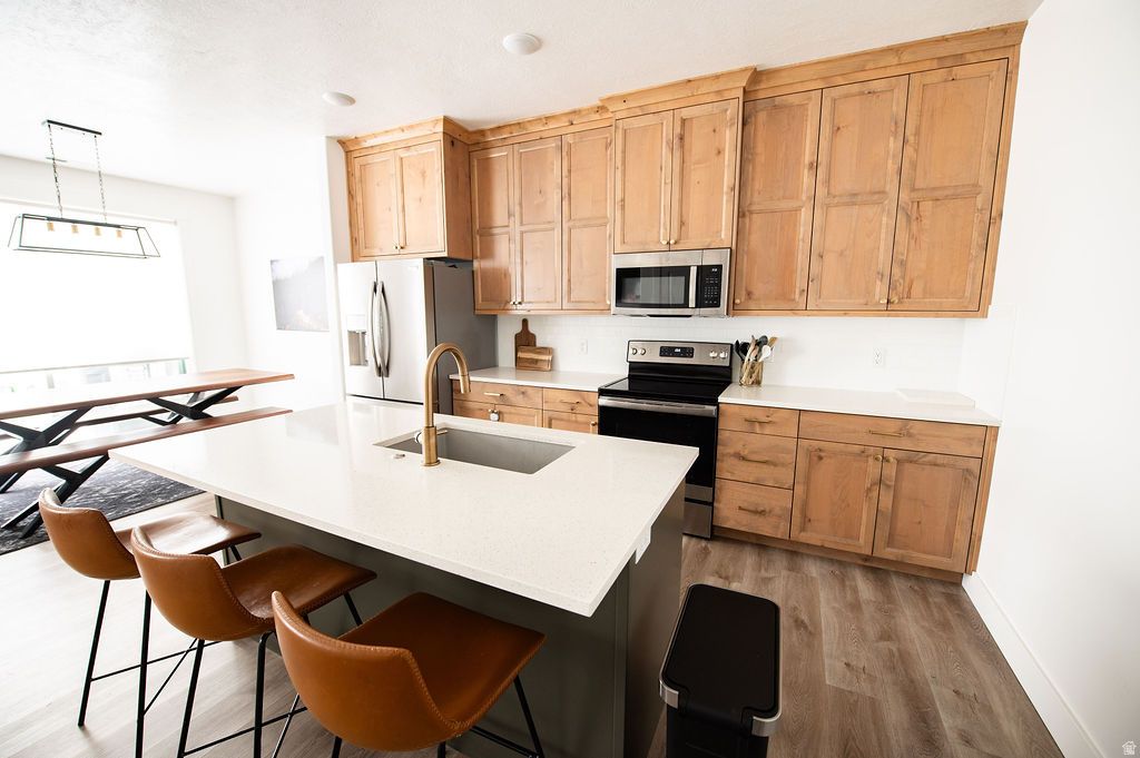 Photo of 384 W ROPELATO DR, Nibley, UT 84321 (MLS # 2155113)
