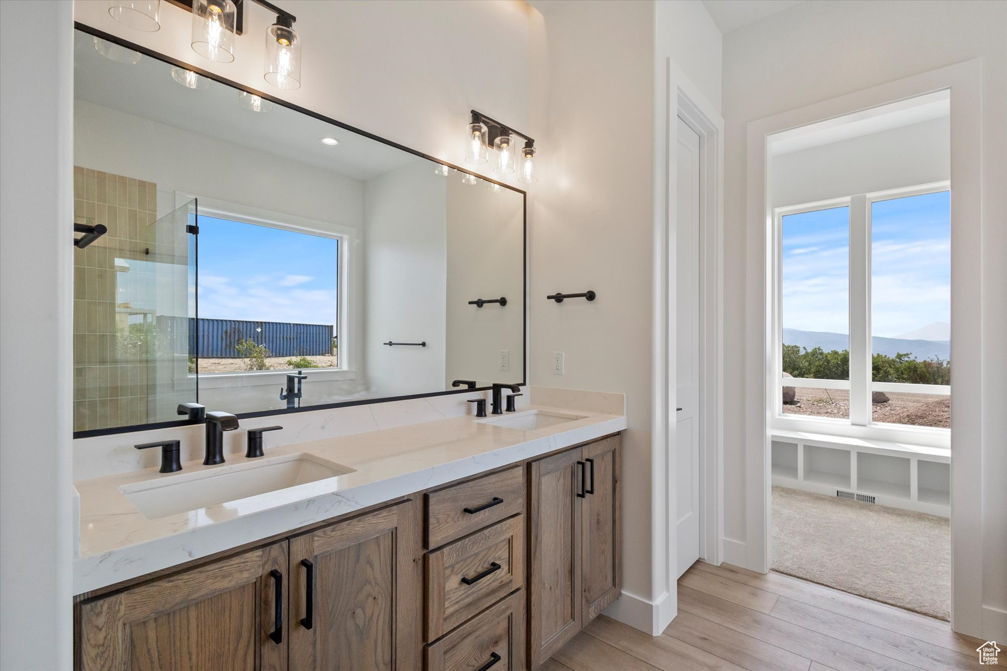 TIMBER LAKES - Residential