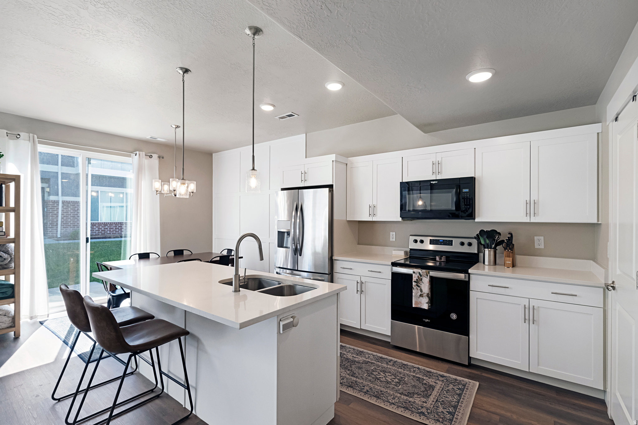 LAKEVIEW FIELDS - Residential