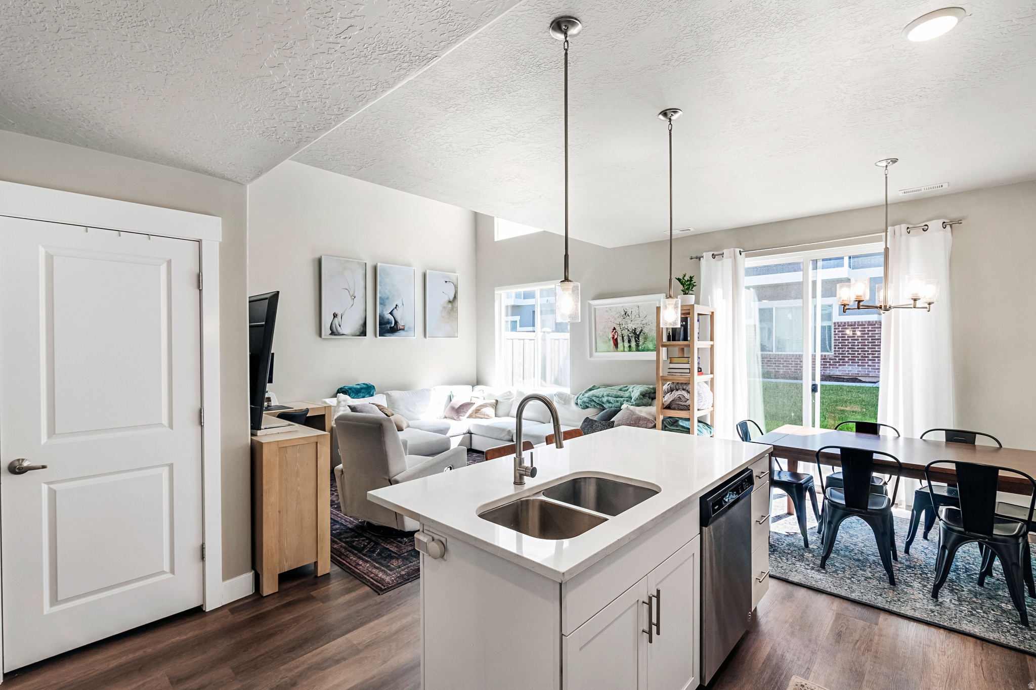 LAKEVIEW FIELDS - Residential