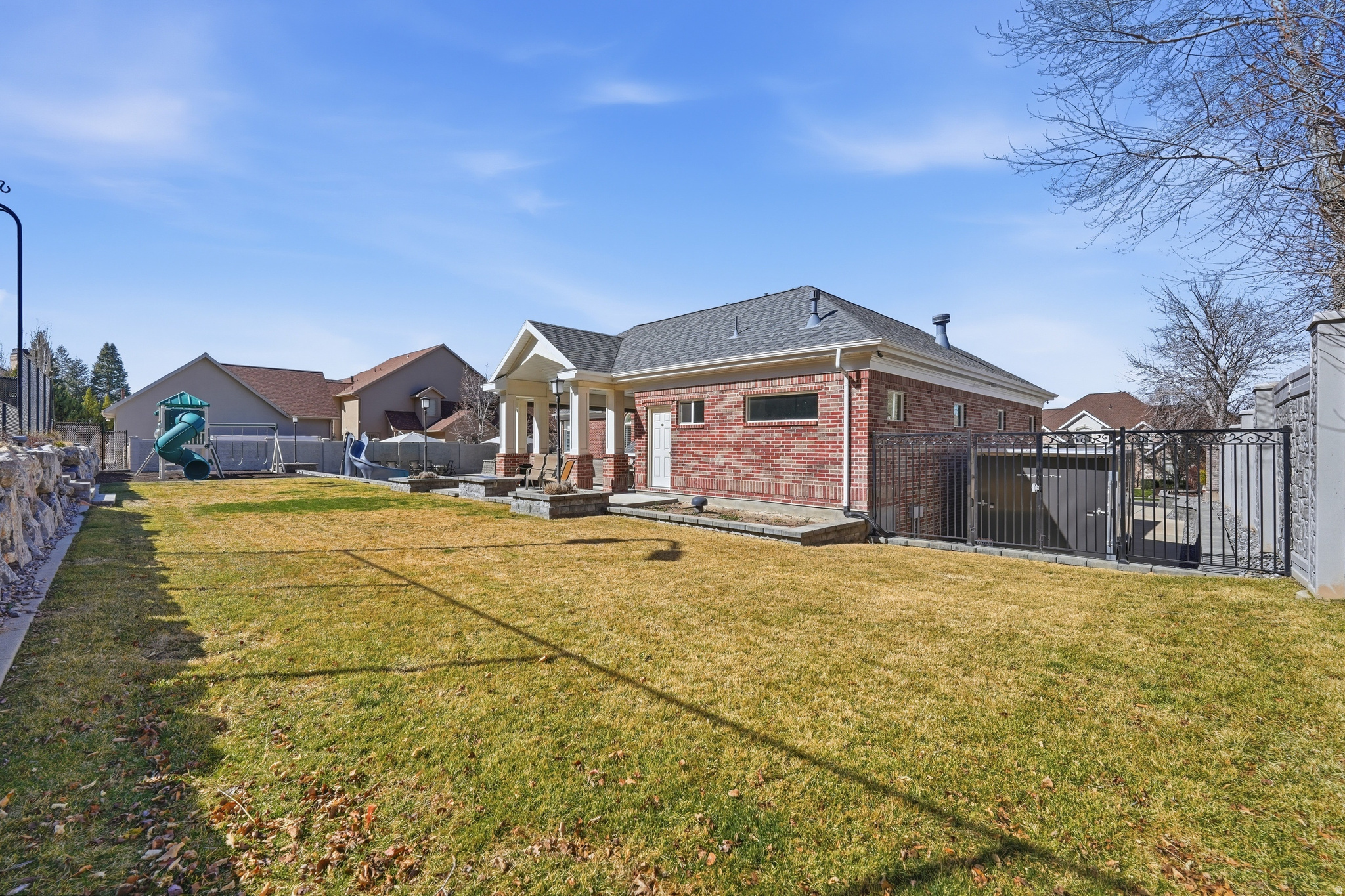 DRAPER HEIGHTS - Residential