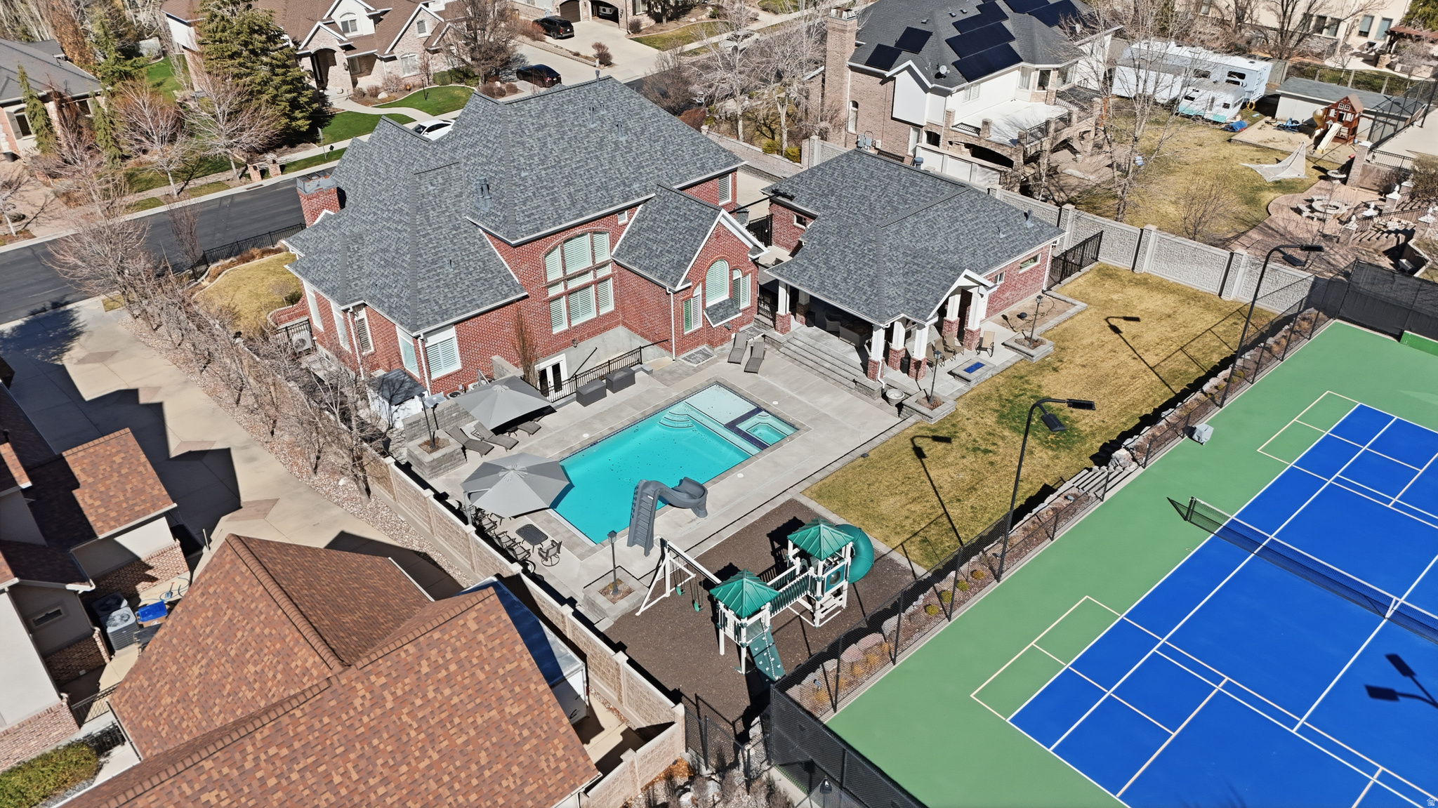 DRAPER HEIGHTS - Residential