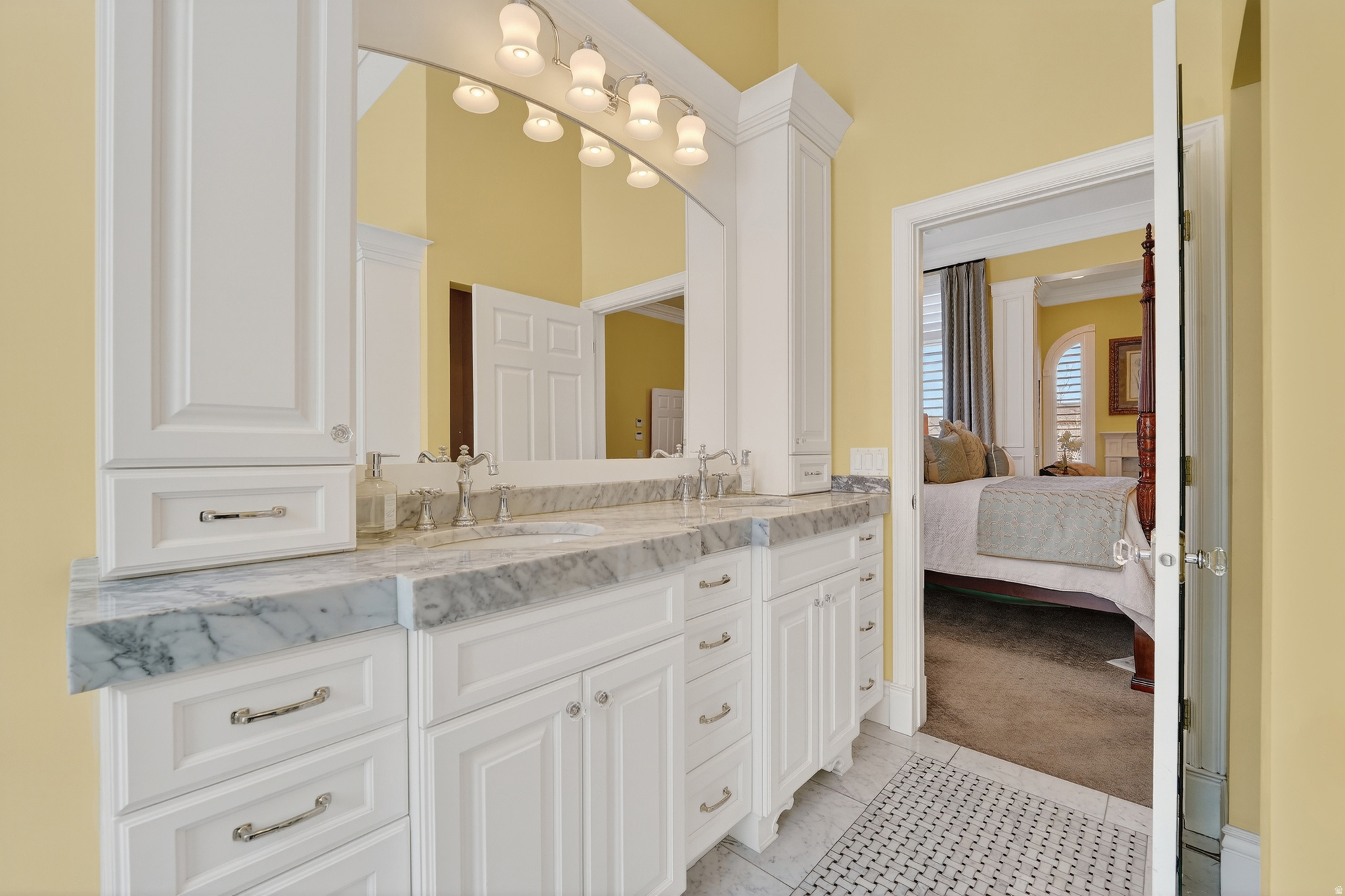 DRAPER HEIGHTS - Residential