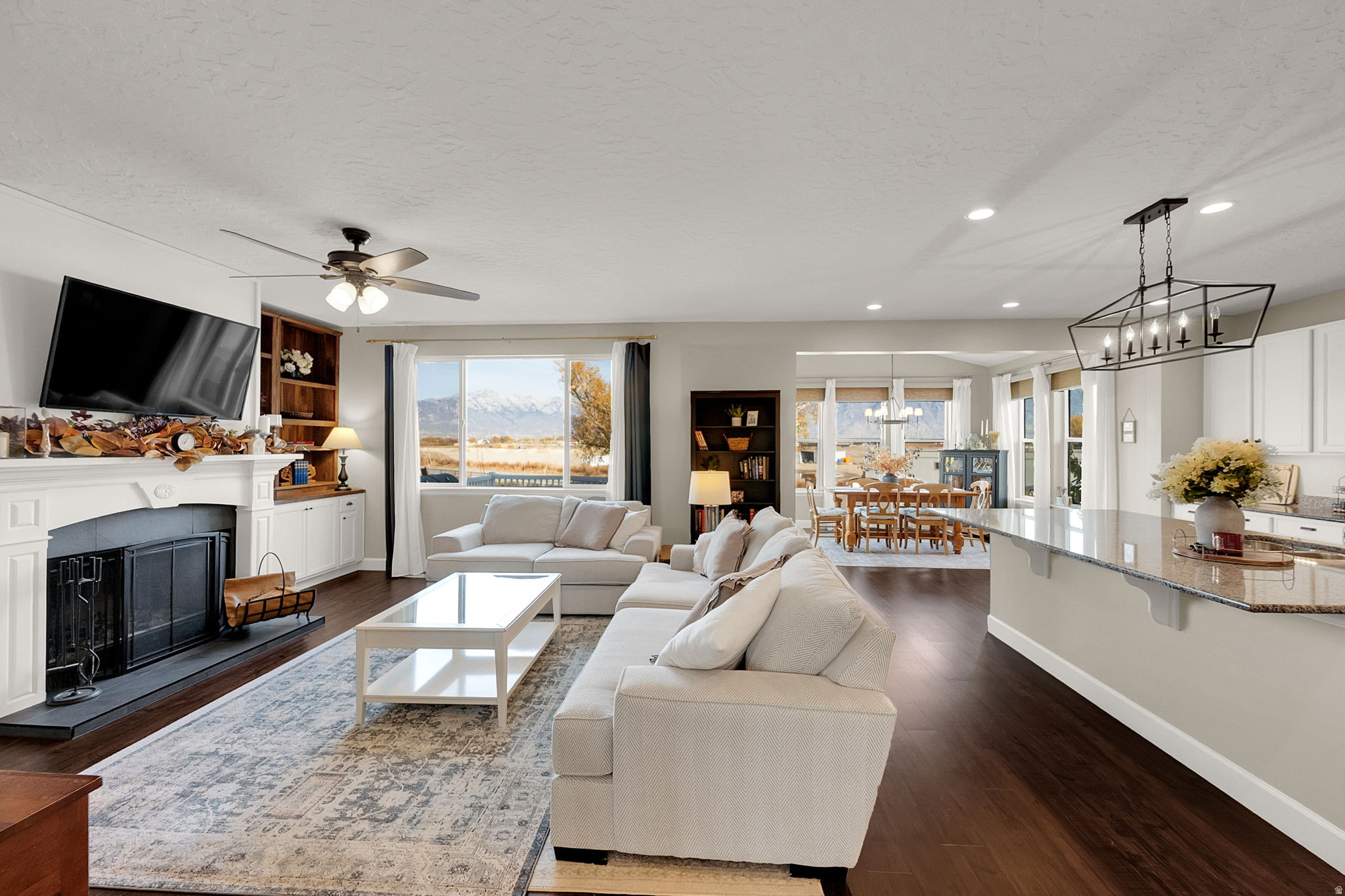 MEADOWS AT LAKESIDE - Residential