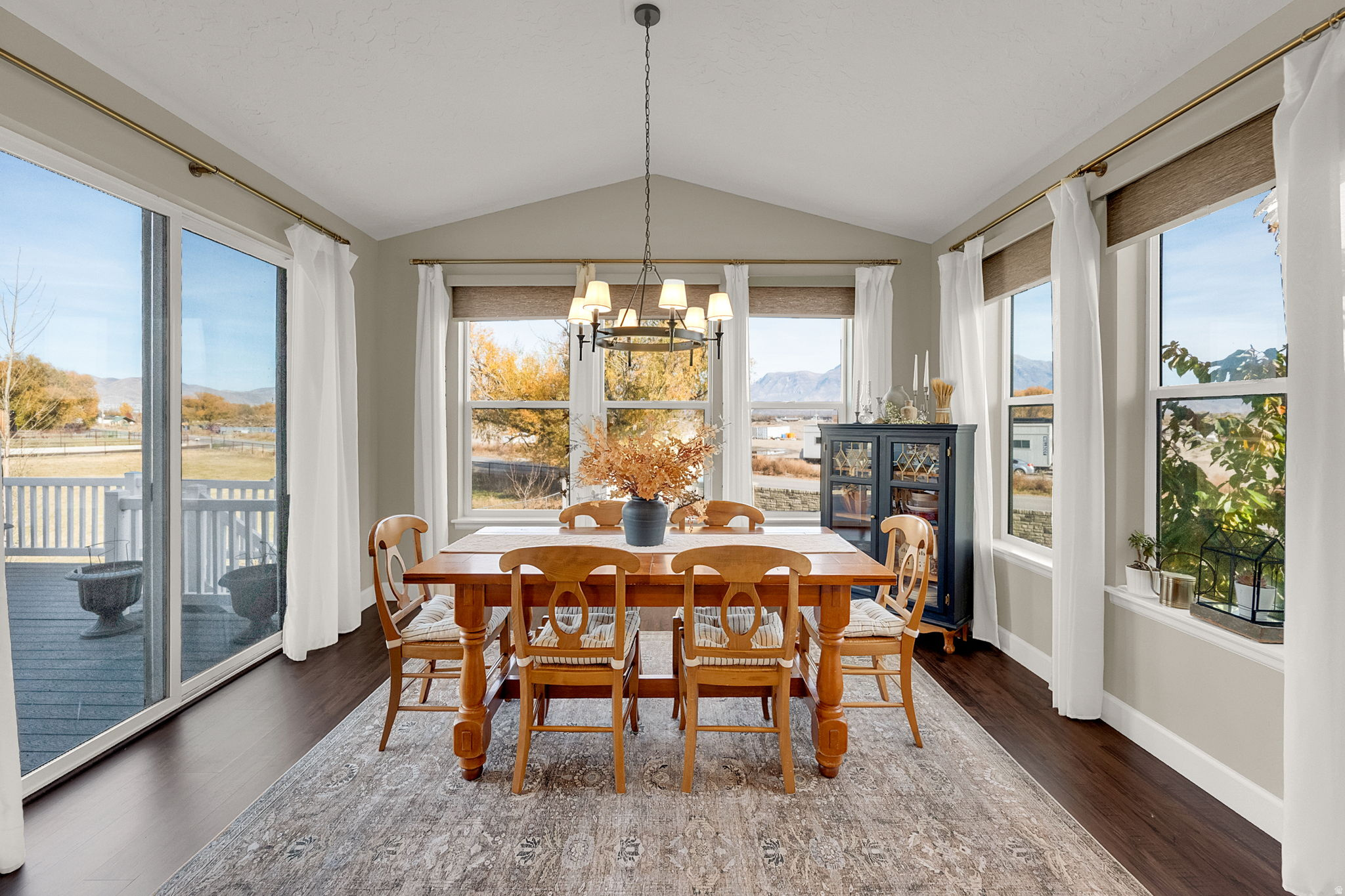 MEADOWS AT LAKESIDE - Residential