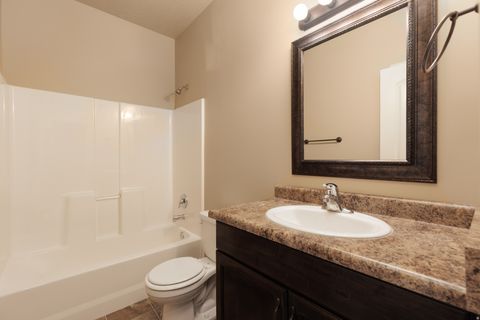 Tiny photo for 2846 E 3580 S, Saint George, UT 84790 (MLS # 2147095)