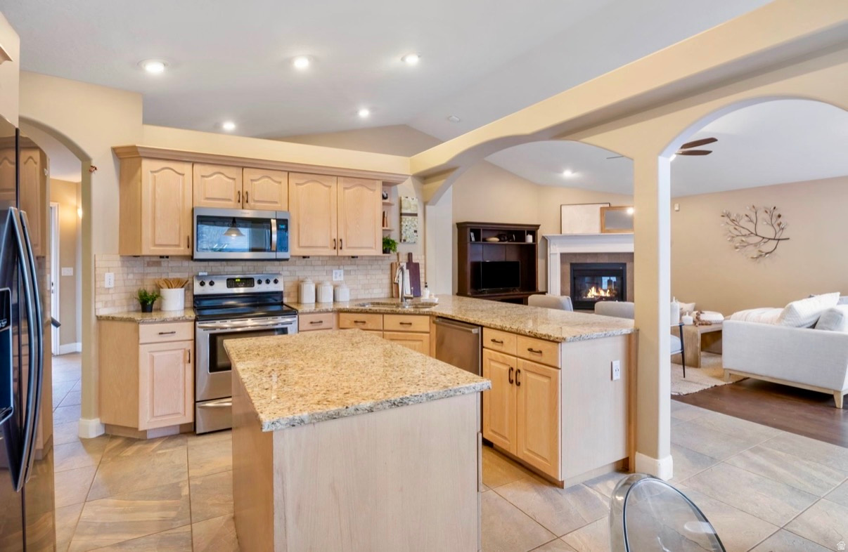 AVALON HILLS - Residential