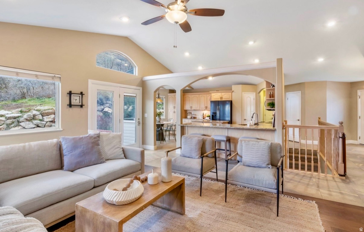 AVALON HILLS - Residential