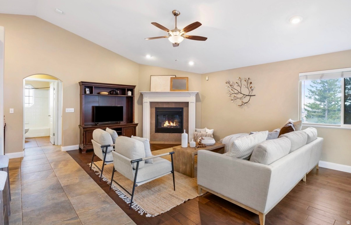 AVALON HILLS - Residential