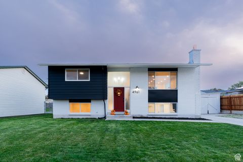 Photo of 4961 W 3850 S, West Valley City, UT 84120 (MLS # 2117609)