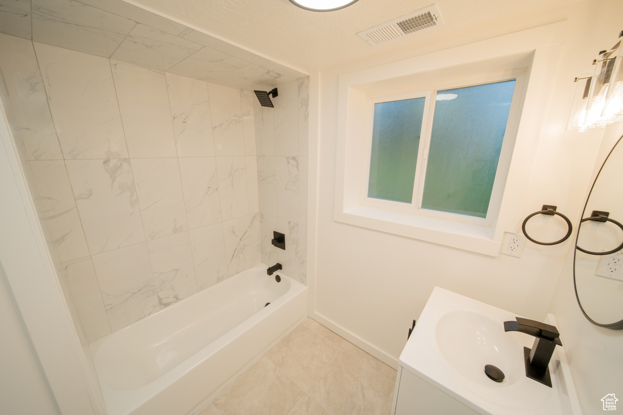 KEVINWOOD ESTATES #3 SUB - Residential