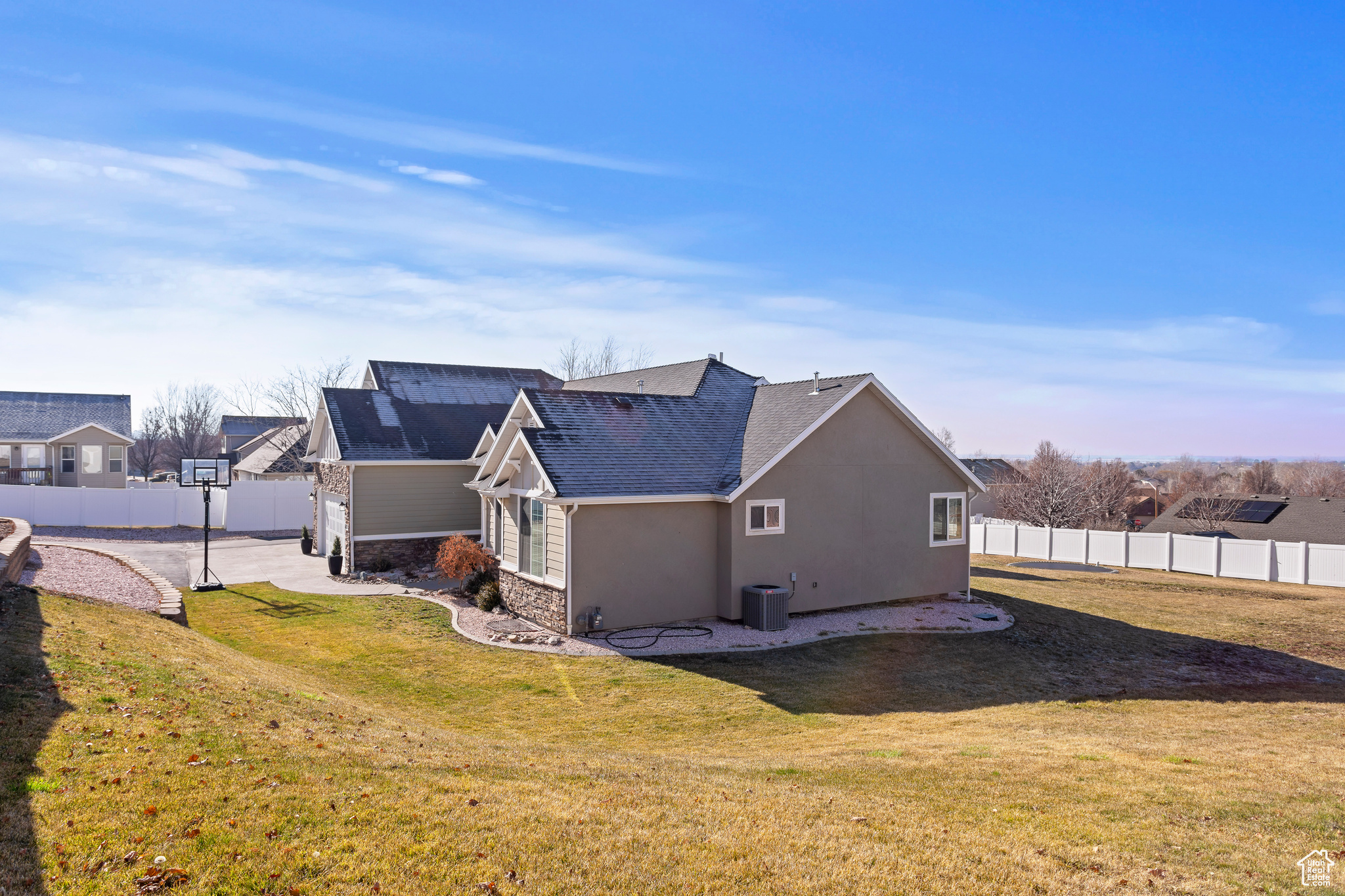 1407 N Mountain Rd, Ogden, Utah image 3