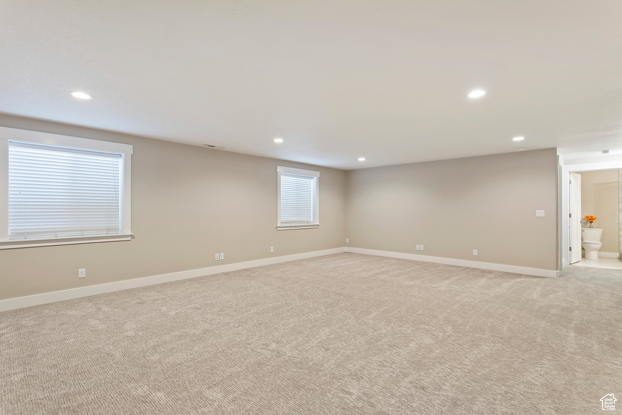 1407 N Mountain Rd, Ogden, Utah image 24