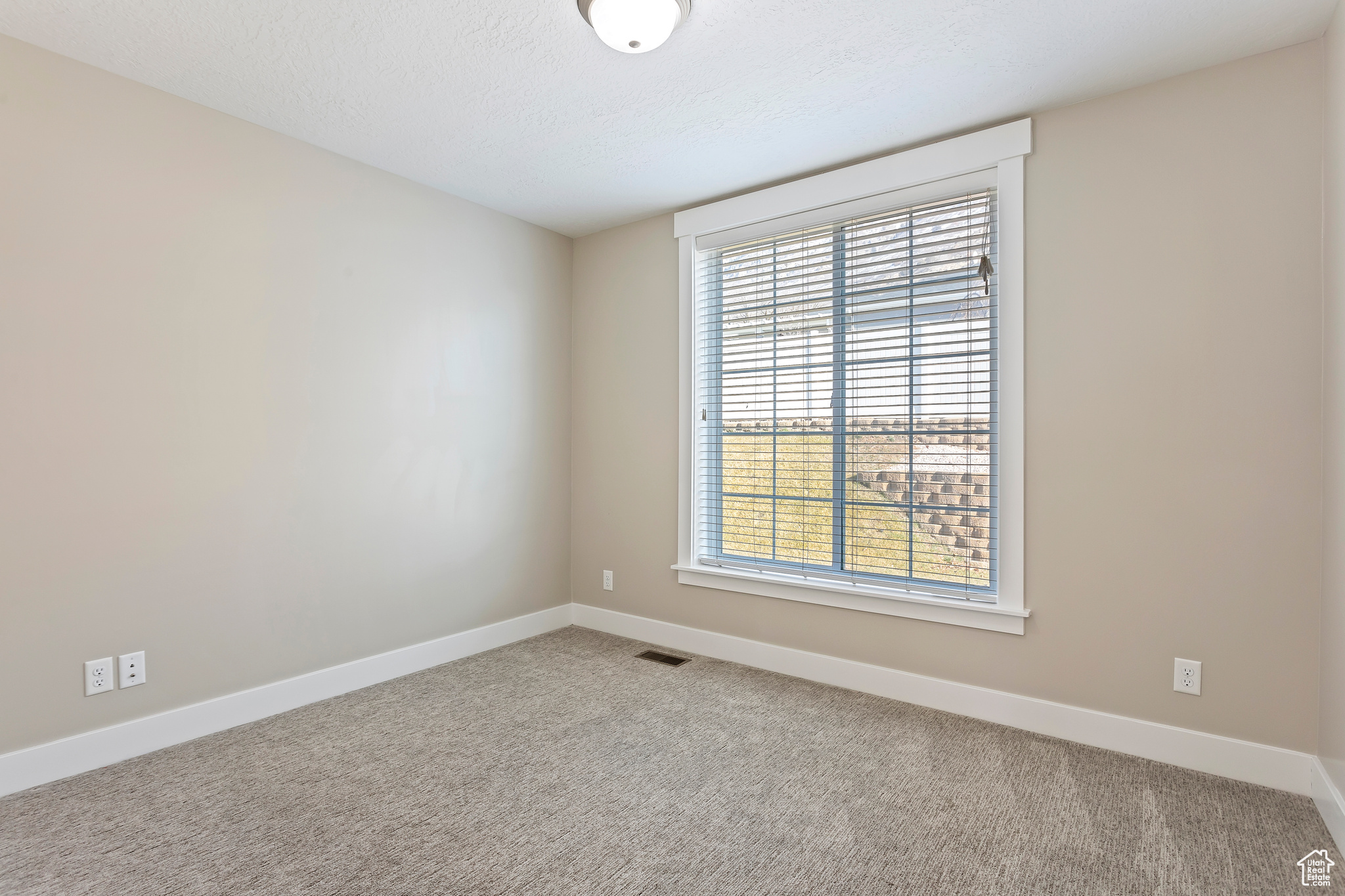 1407 N Mountain Rd, Ogden, Utah image 19