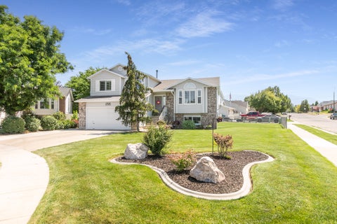 Tiny photo for 4596 S 3150 W, Roy, UT 84067 (MLS # 2167168)