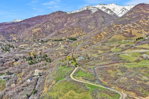 Photo of 6464 BYBEE DR, Ogden, UT 84403 (MLS # 2152542)