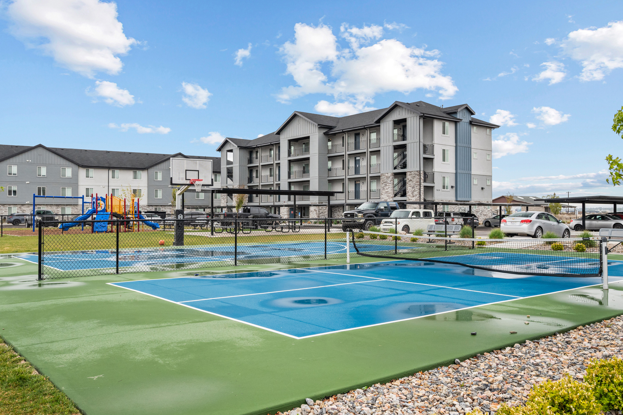 ARROWHEAD PARK - Residential