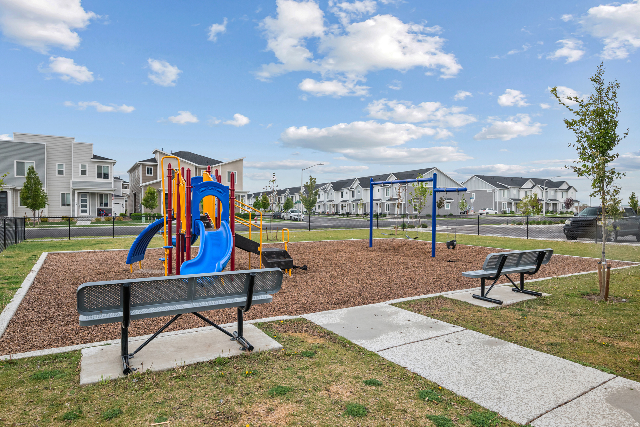 ARROWHEAD PARK - Residential