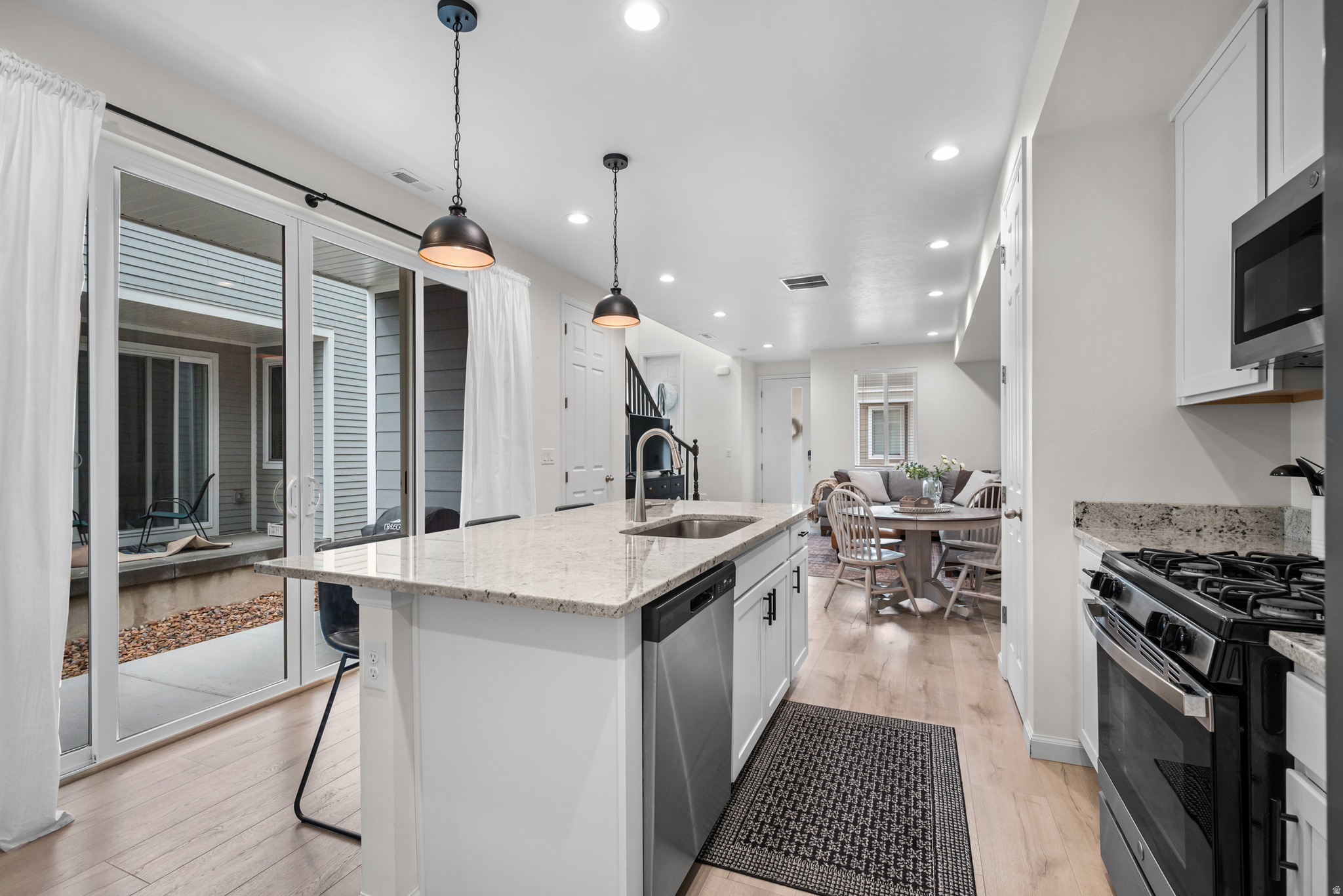 ARROWHEAD PARK - Residential