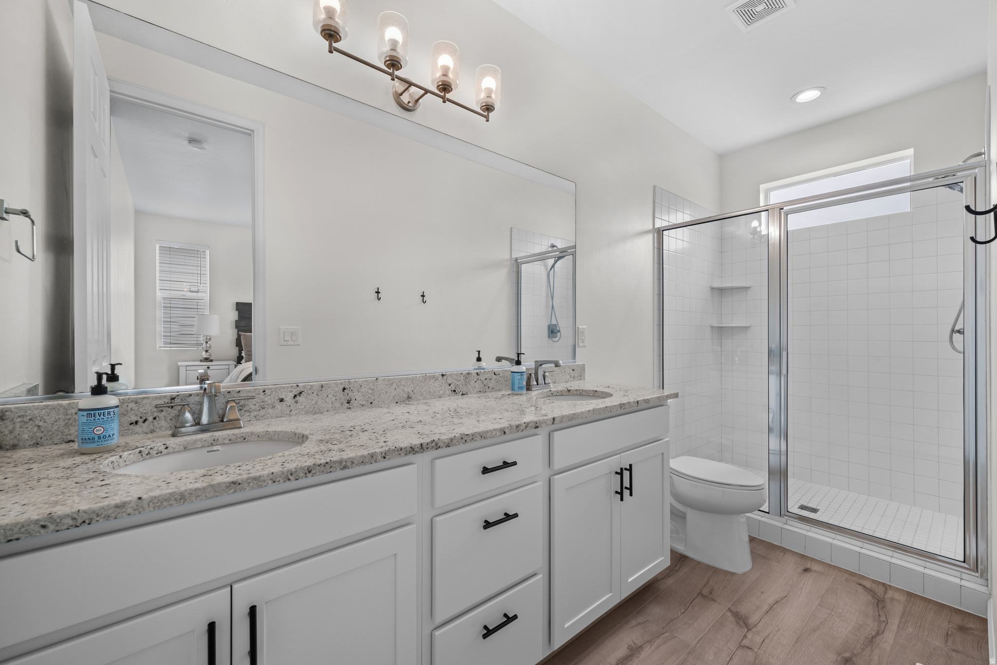 ARROWHEAD PARK - Residential