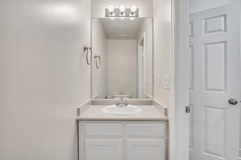 Tiny photo for 449 W 200 N #3, Bountiful, UT 84010 (MLS # 2141636)