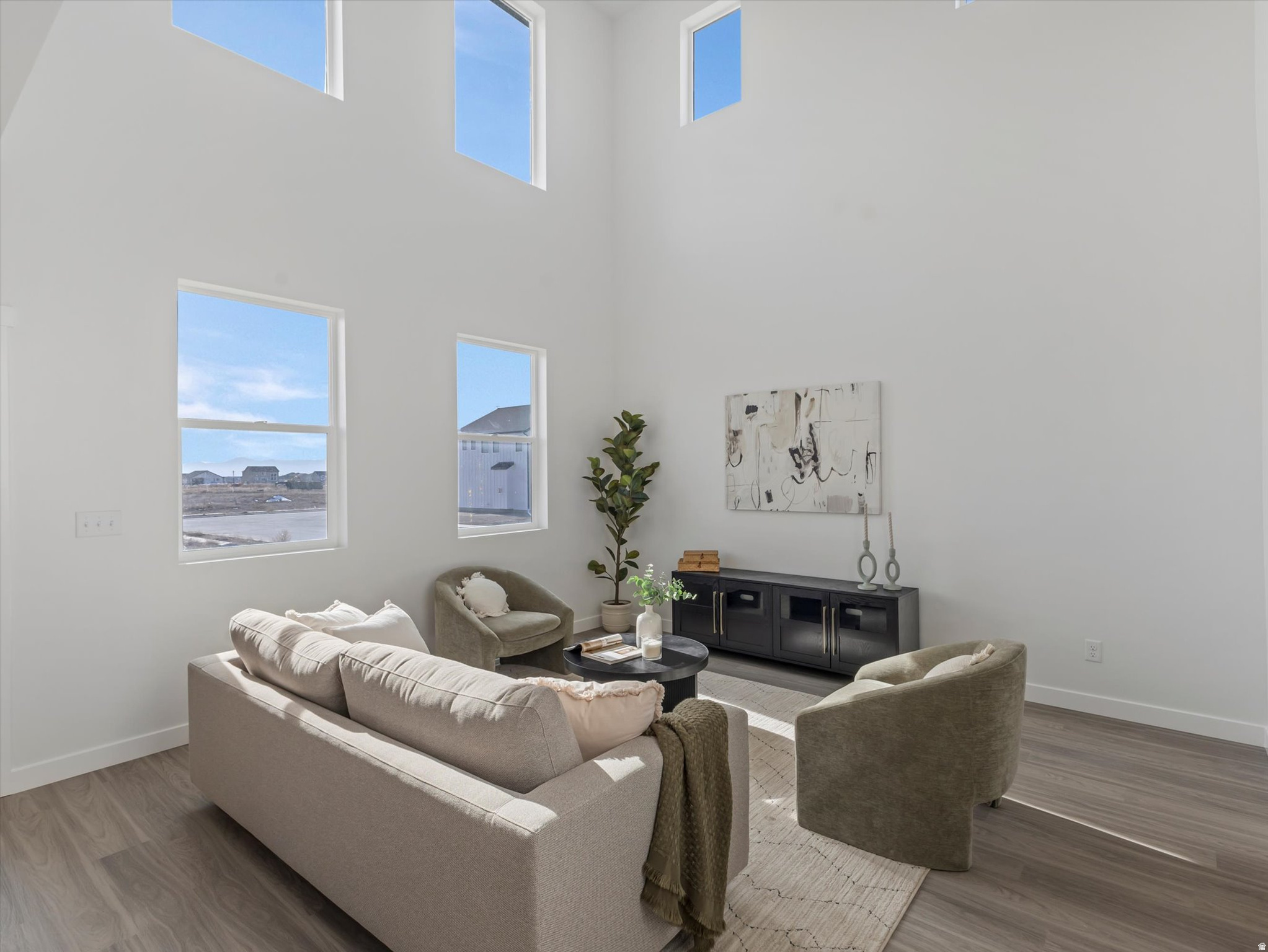 EAGLE POINT - Residential