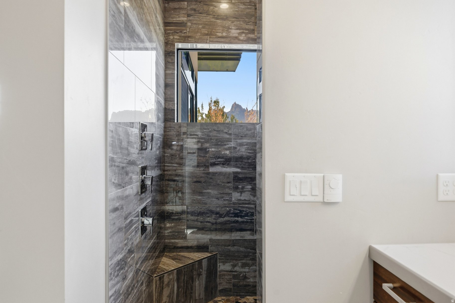 ANASAZI PLATEAU 2 - Residential