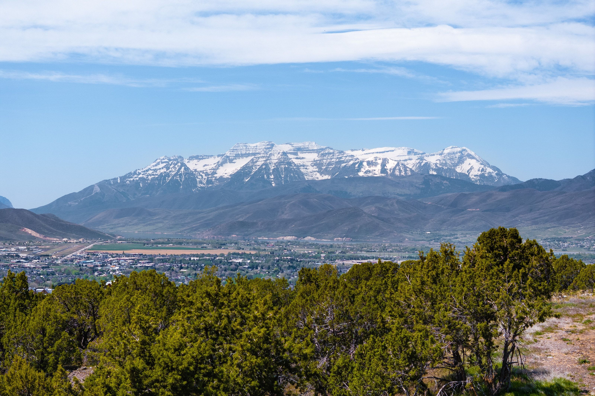 RED LEDGES - Land