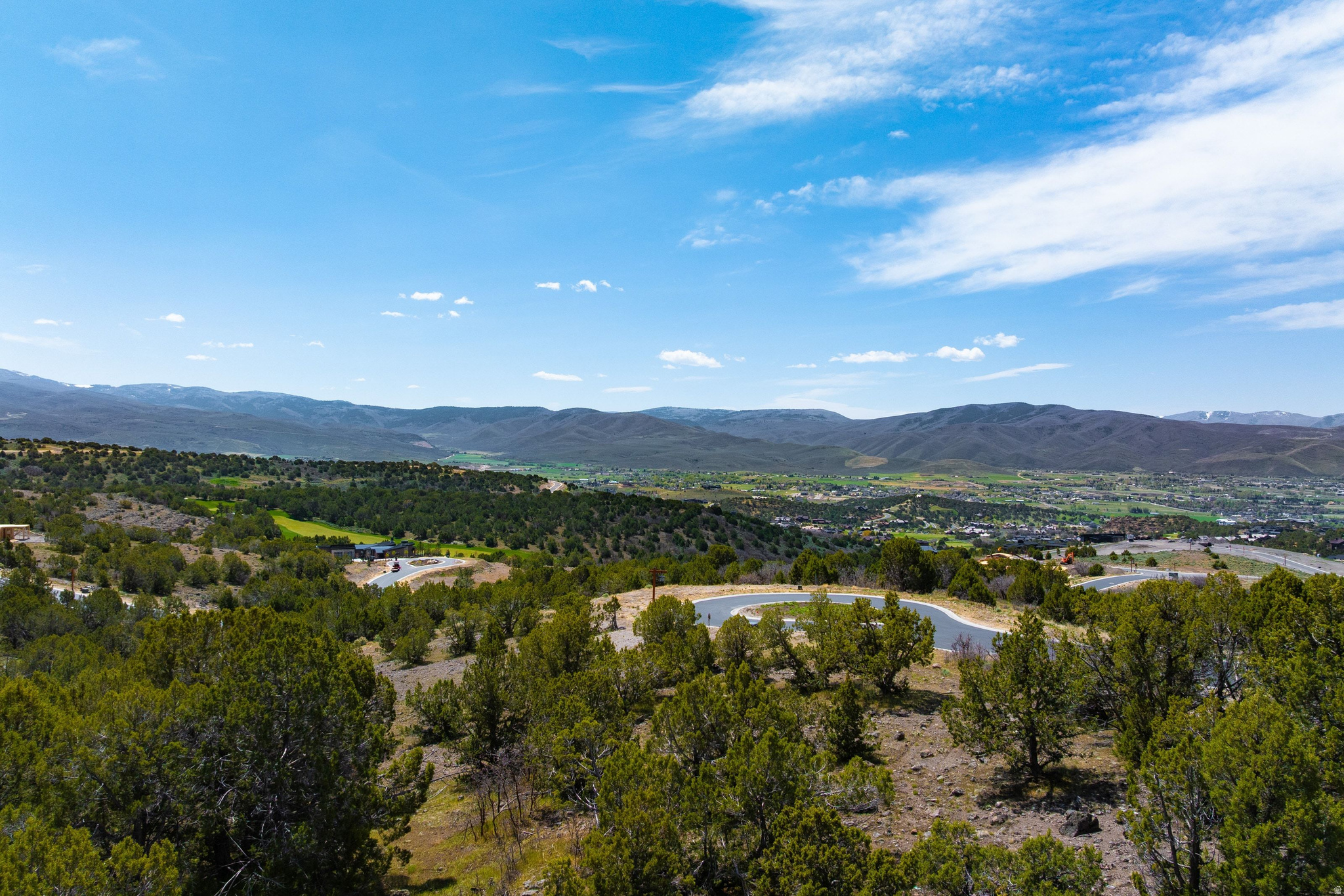 RED LEDGES - Land