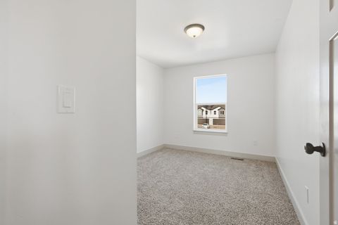 Tiny photo for 860 E 250 N, Hyrum, UT 84319 (MLS # 2135684)
