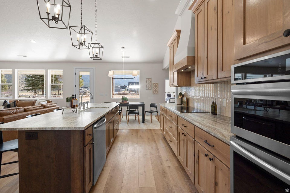 PINE VALLEY MEADOWS AMD - Residential