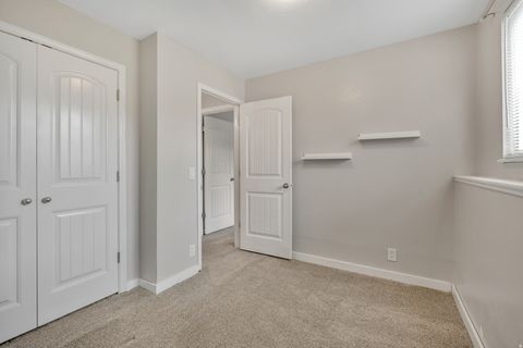 Tiny photo for 17 E 400 N #19, Bountiful, UT 84010 (MLS # 2142502)