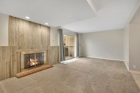 Tiny photo for 17 E 400 N #19, Bountiful, UT 84010 (MLS # 2142502)