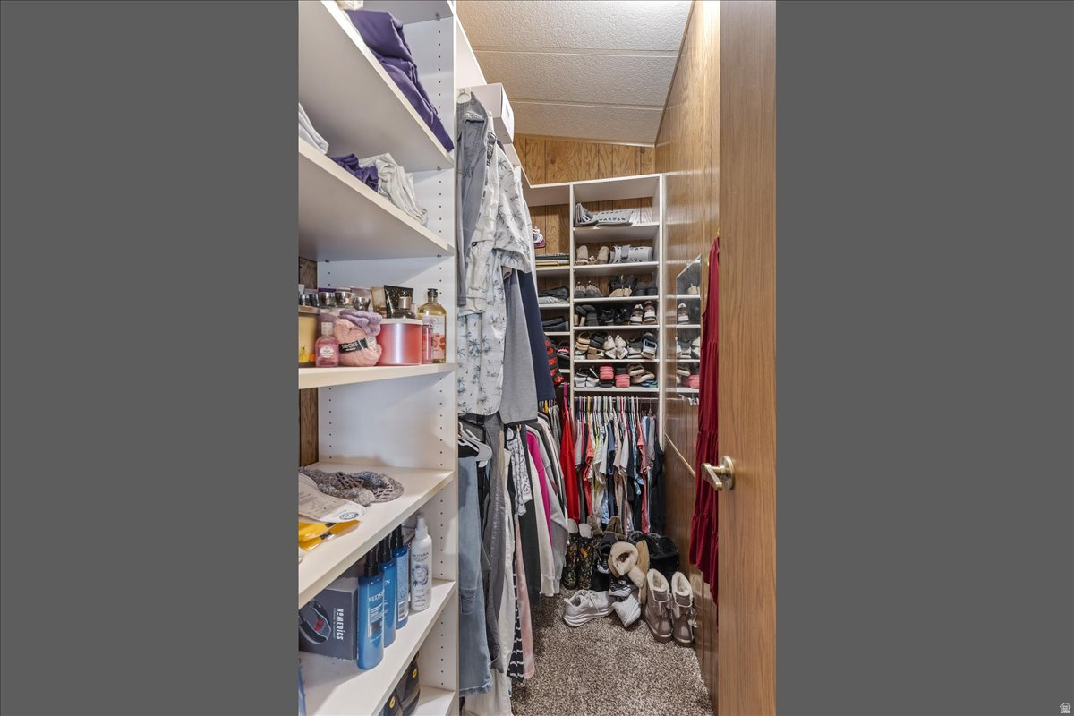 MONTE VISTA - Residential