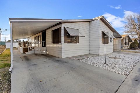 Mobile Home For Sale - 3800 S 1900 #257<br/> Weber County, Roy, UT 84067