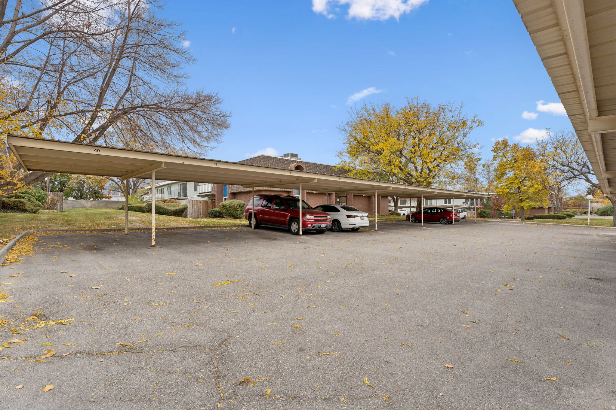 SOUTH 67 CONDOS - Residential