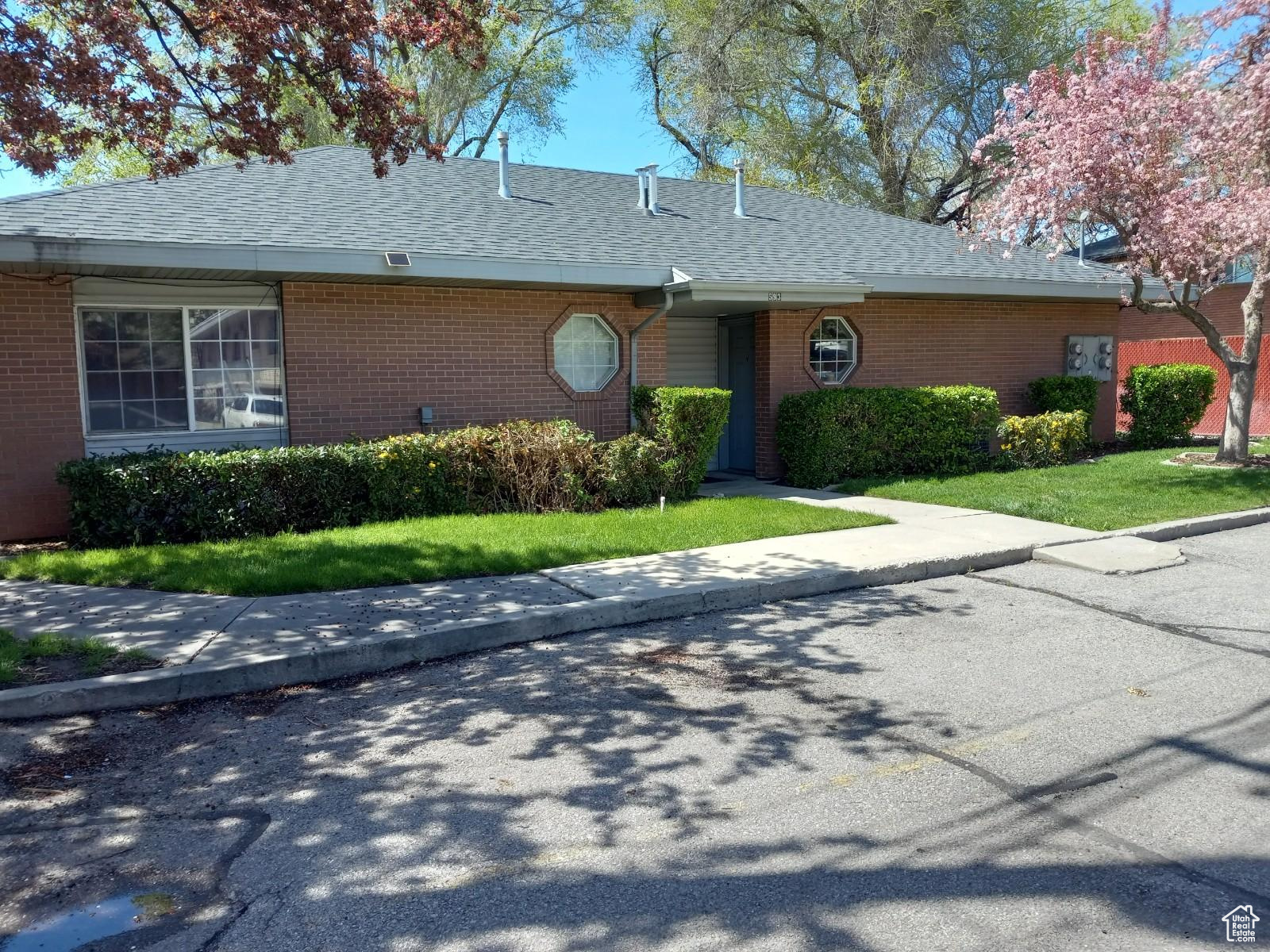 HART APTS - Residential Income