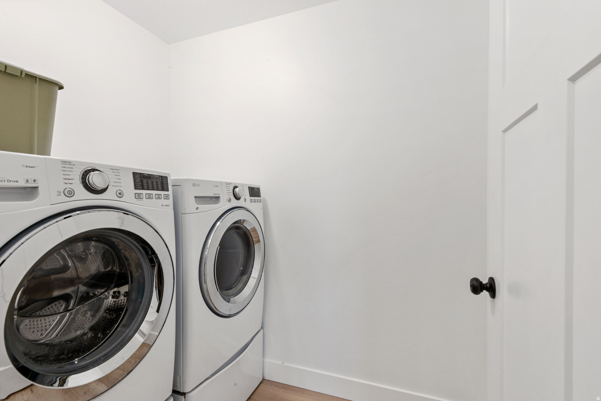 WESTBRIDGE - Residential