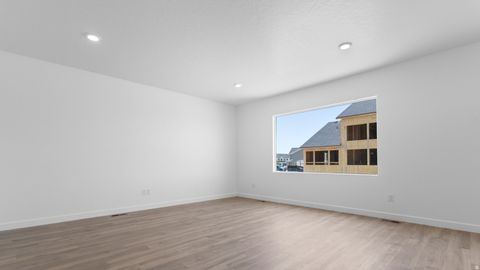 Tiny photo for 1563 E 960 N #200, Salem, UT 84653 (MLS # 2127343)